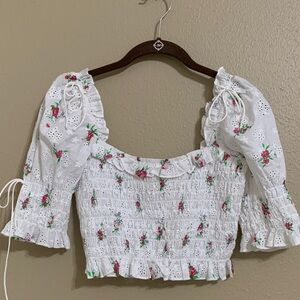 For Love And Lemons White Floral Blouse Cropped silhouette Size Medium